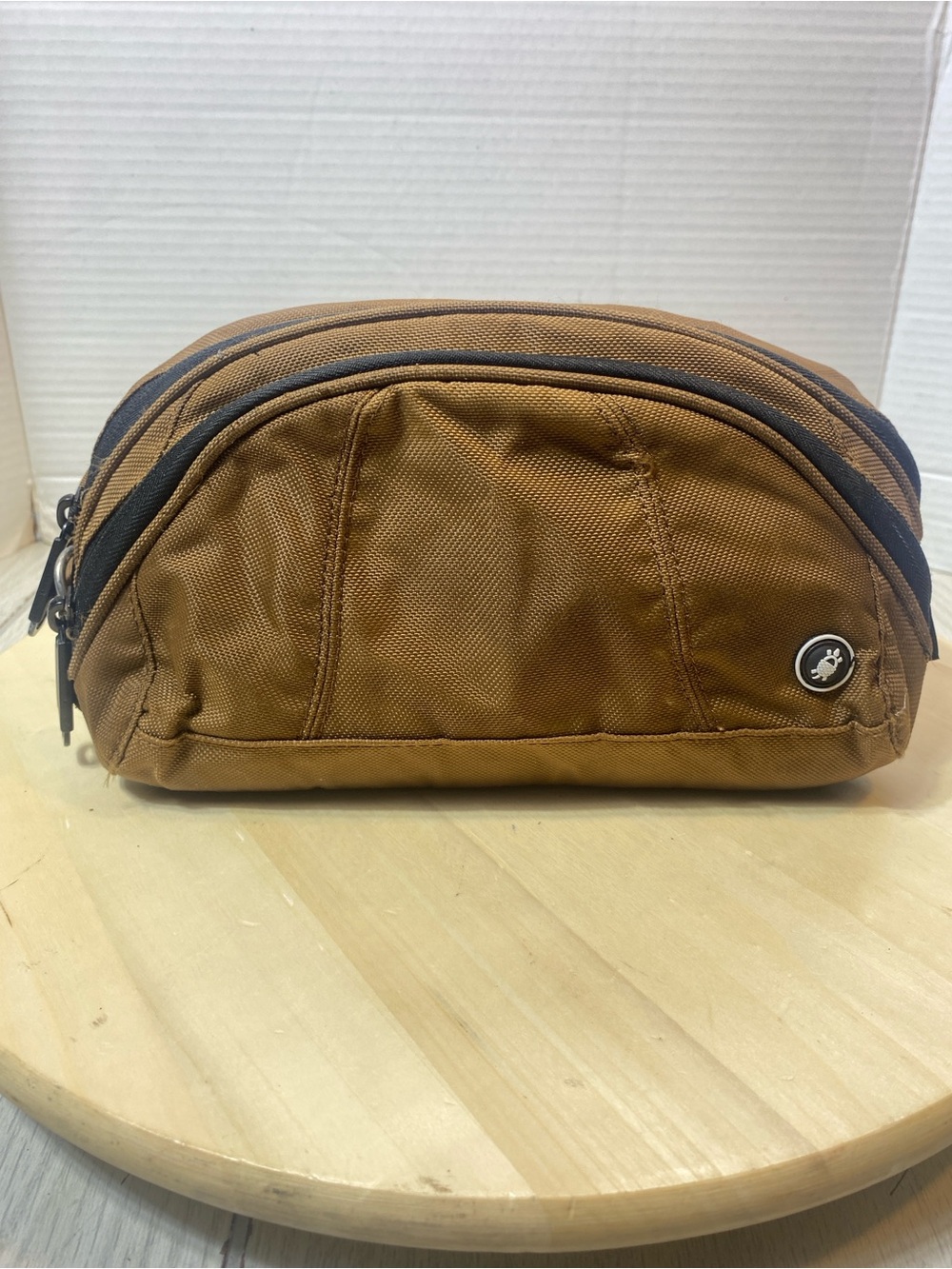 Pacsafe Anti-Theft Travel Waist Pack Fanny Pack Tan Brown Secure Crossbody Bag